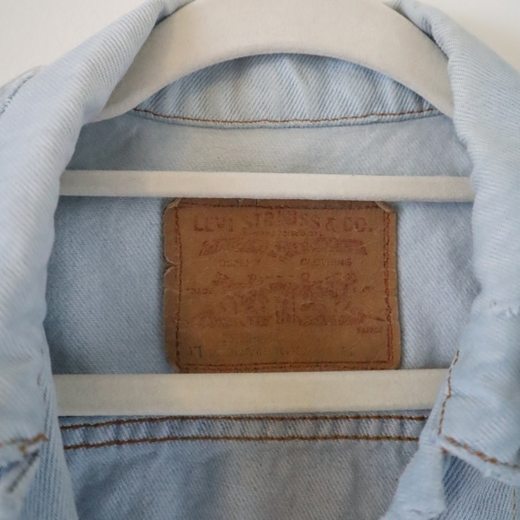 Levi's Denim Jacket - Picture 2 of 4